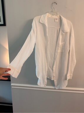 Shade & Shore White Textured Beach Coverup Shirt